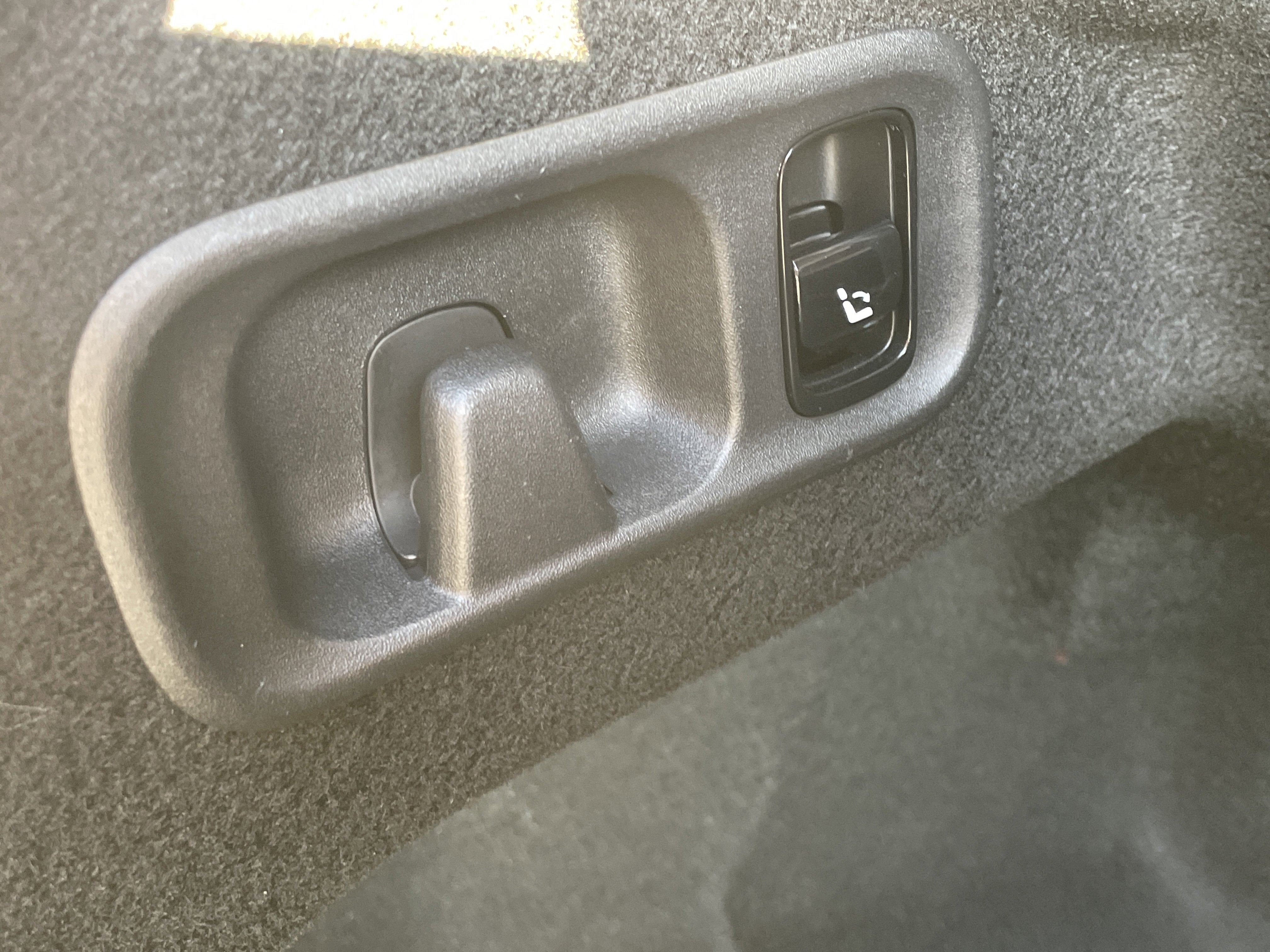 Certified 2023 Mercedes-Benz C 43 AMG 4MATIC Sedan image 11