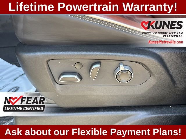 Used 2024 GMC Yukon XL Denali Ultimate AWD/4WD image 22