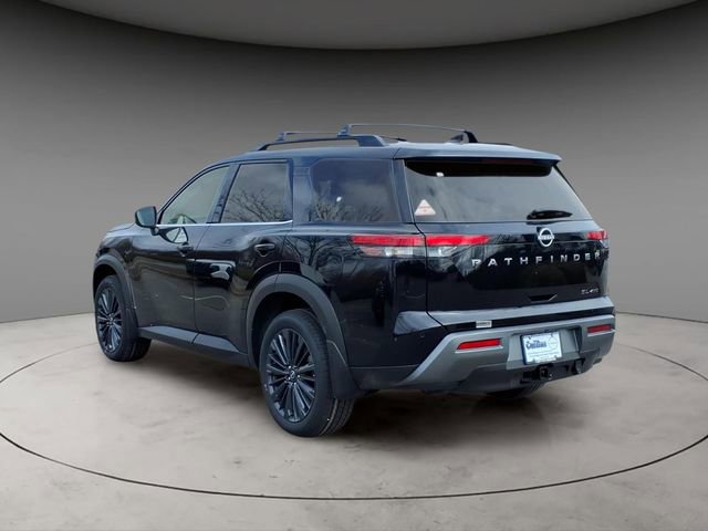 New 2026 Nissan Pathfinder SL image 3