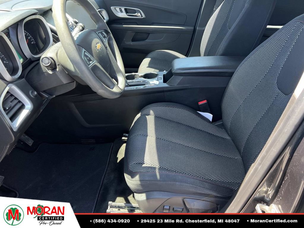 Used 2017 Chevrolet Equinox LS FWD image 16