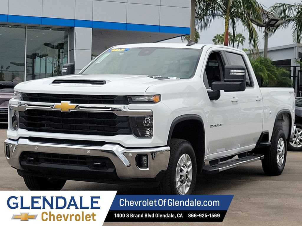 Used 2025 Chevrolet Silverado 2500 LT w/ Safety Package AWD/4WD image 15