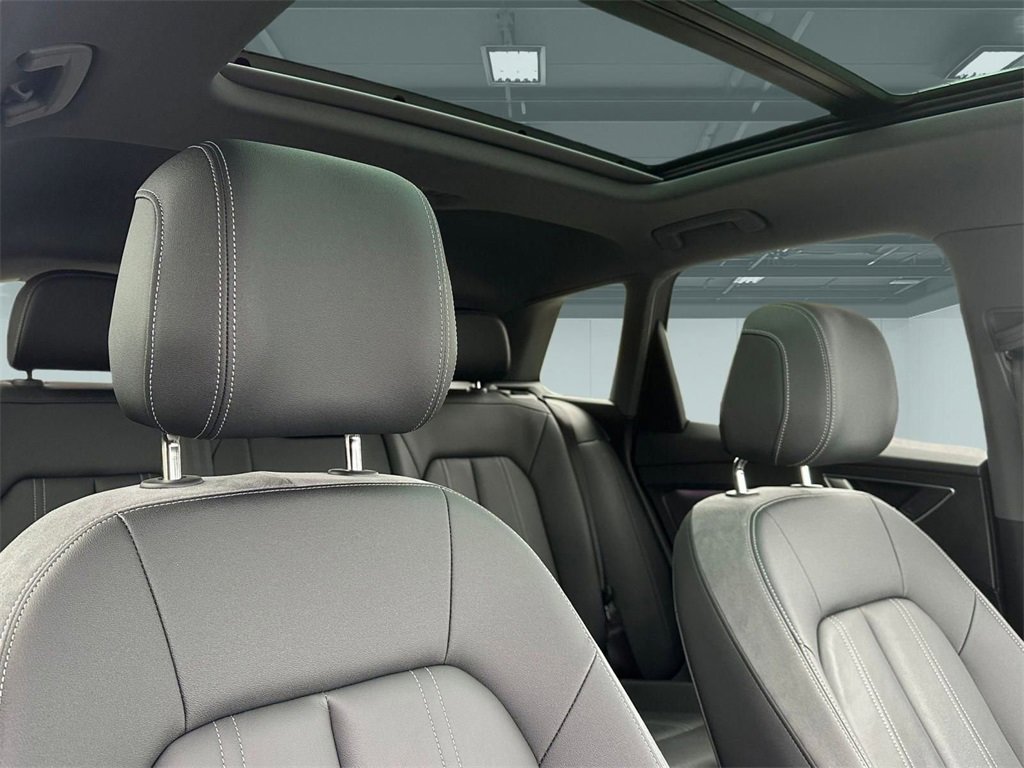 Used 2024 Audi Q4 e-tron Premium image 39