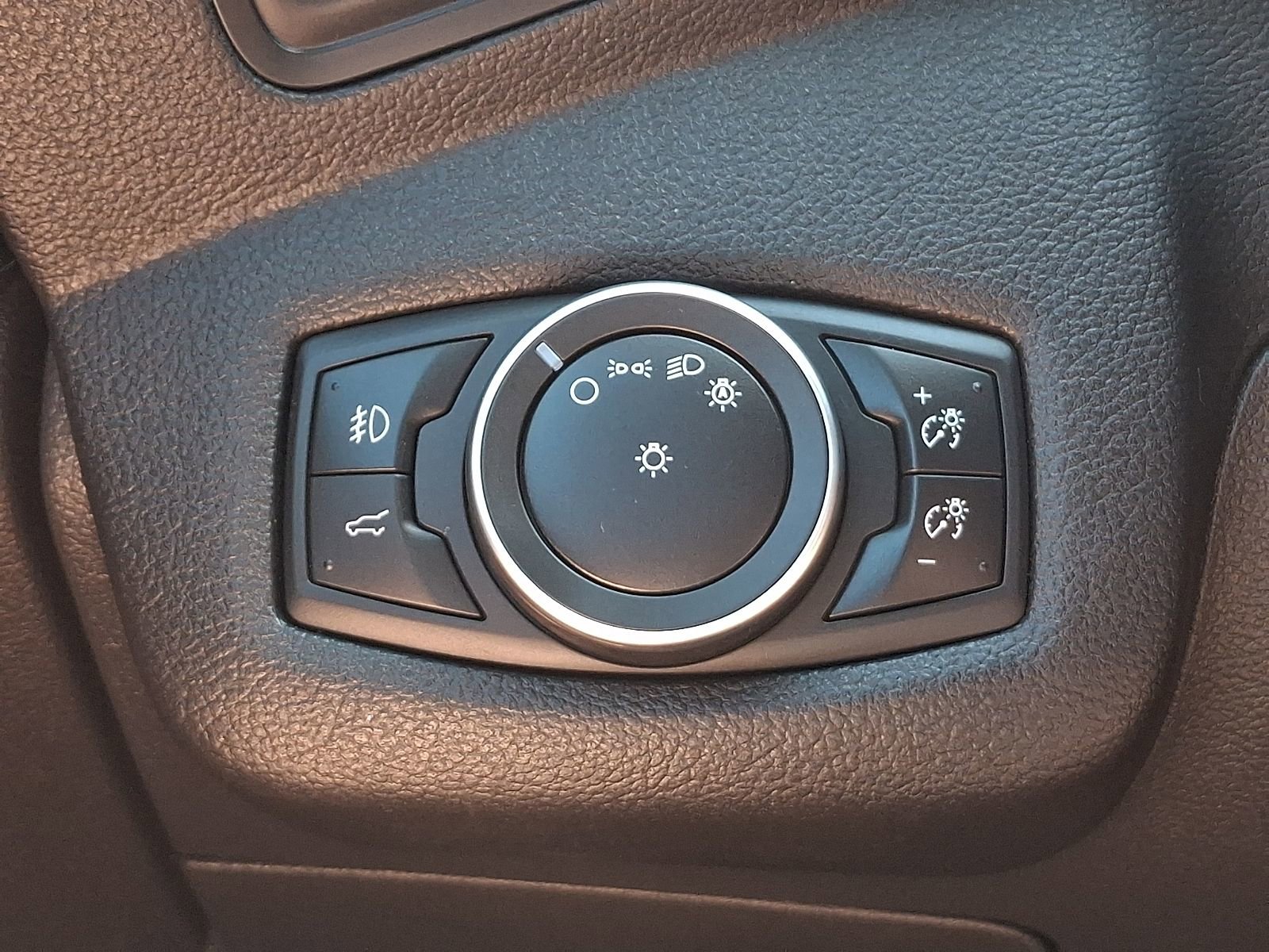 Used 2019 Ford Escape SEL AWD/4WD image 24