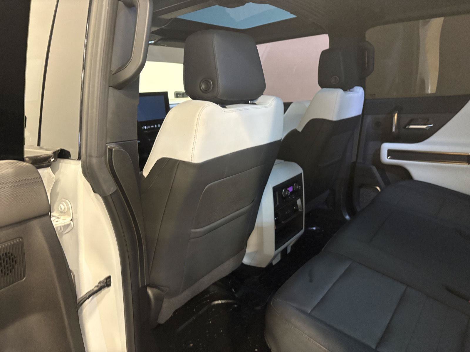 Used 2022 GMC Hummer EV Edition 1 w/ LPO, Illumination Package AWD/4WD image 34
