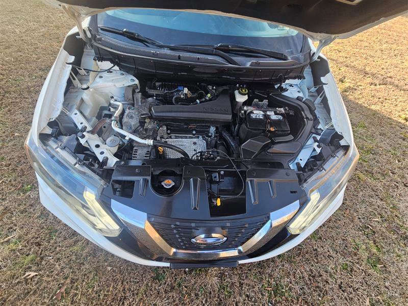 Used 2017 Nissan Rogue SV w/ SV Premium Package image 30