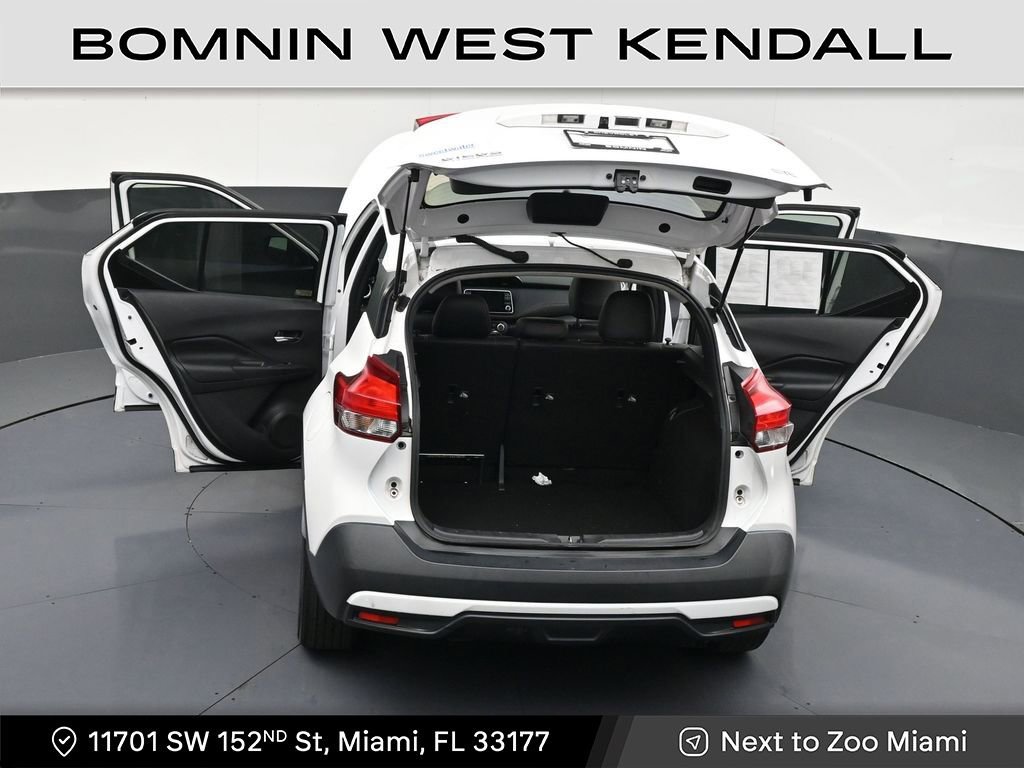 Used 2019 Nissan Kicks SR w/ SR Premium Package image 32