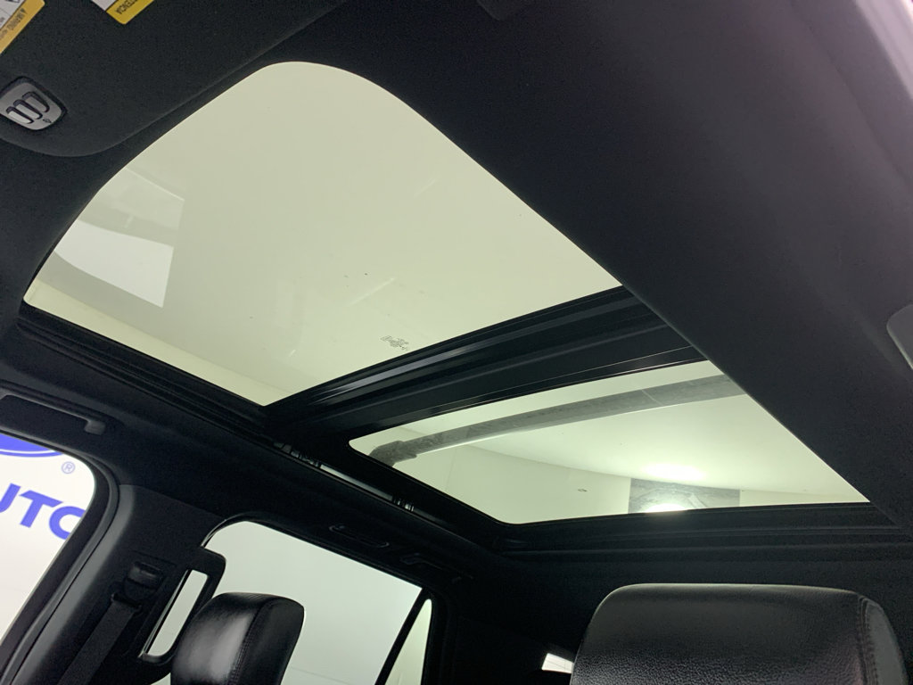 Used 2020 Ford Expedition XLT w/ Equipment Group 202A image 30