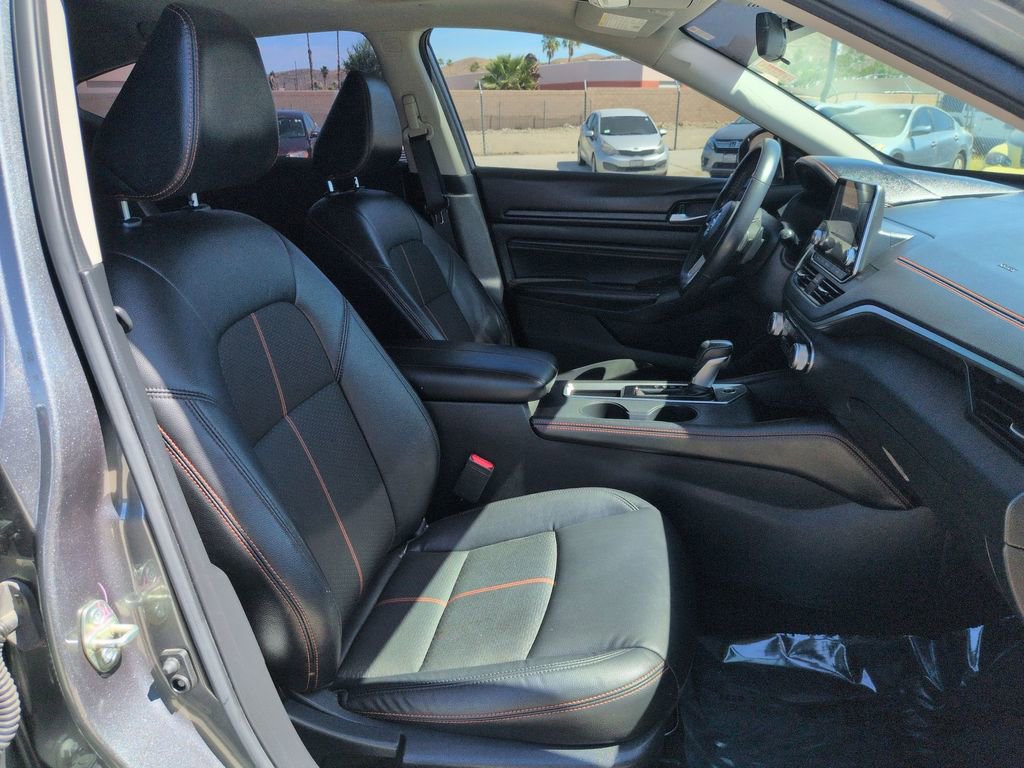 Used 2021 Nissan Altima 2.0 SR FWD image 17