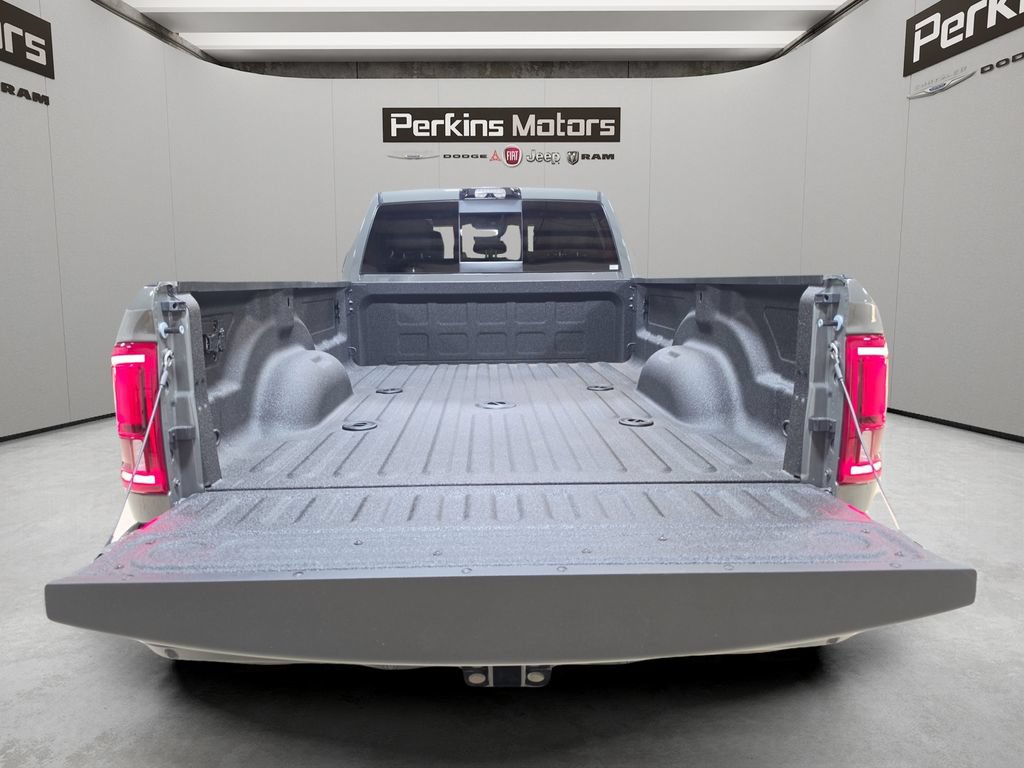 New 2027 RAM 3500 Laramie AWD/4WD image 10