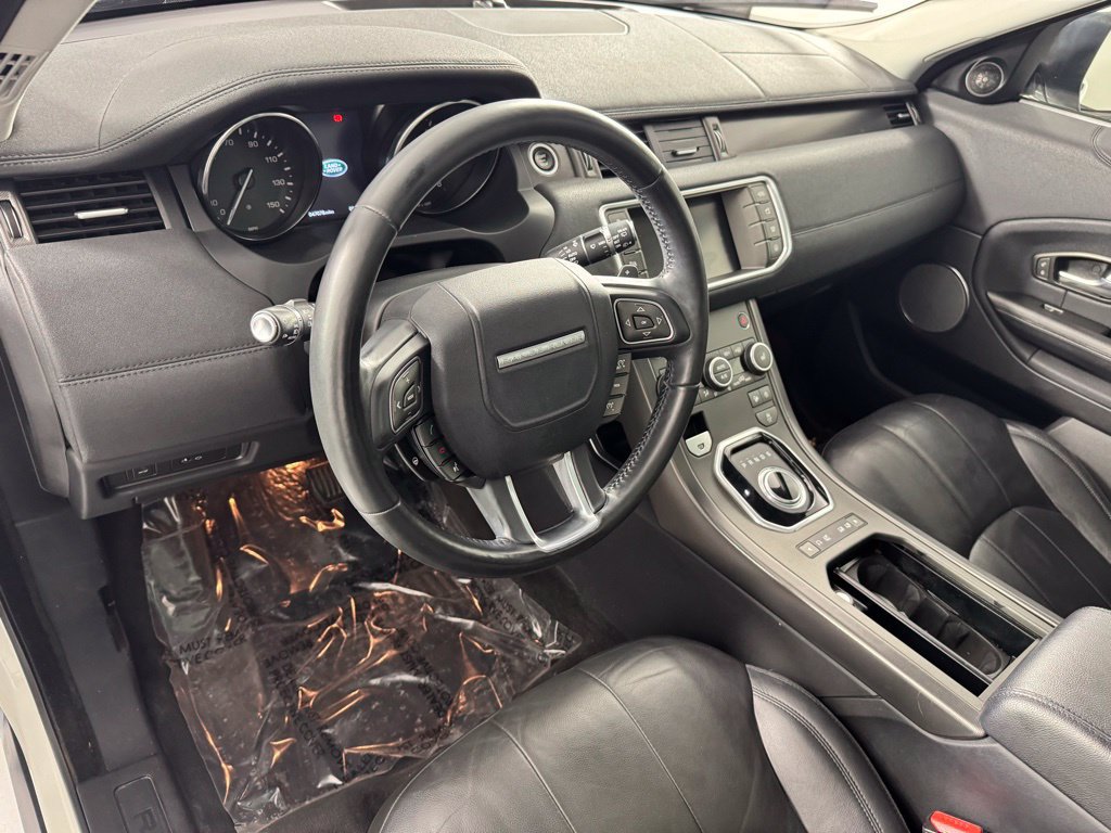 Used 2019 Land Rover Range Rover Evoque SE AWD/4WD image 14