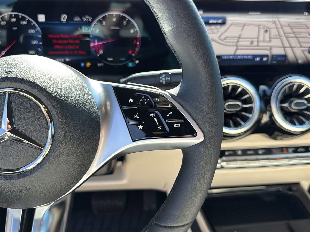 New 2026 Mercedes-Benz GLB 250 image 16