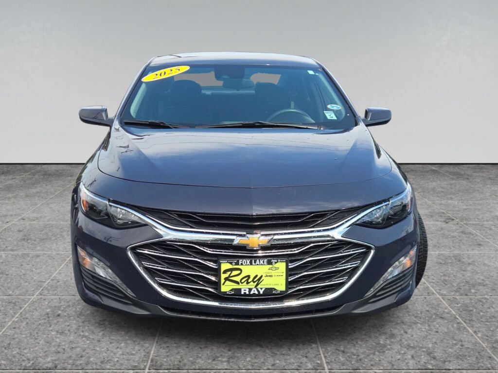 Certified 2025 Chevrolet Malibu LT FWD image 2