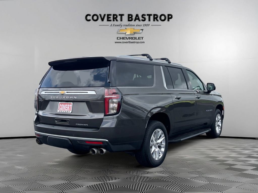 Used 2021 Chevrolet Suburban Premier w/ Premium Package AWD/4WD image 4