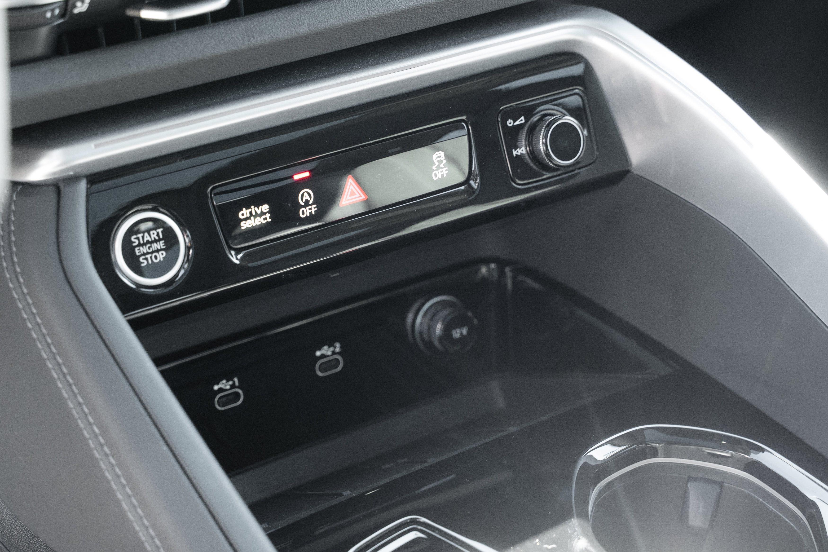 Certified 2025 Audi Q5 Premium Plus w/ Premium Plus AWD/4WD image 15