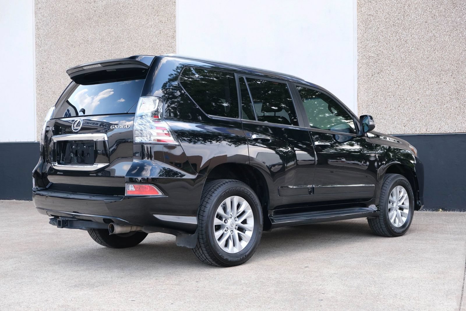 Used 2017 Lexus GX 460 Premium w/ Premium Package AWD/4WD image 15