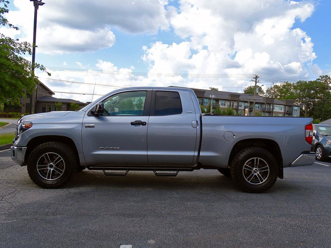 Used 2019 Toyota Tundra SR5 AWD/4WD image 7
