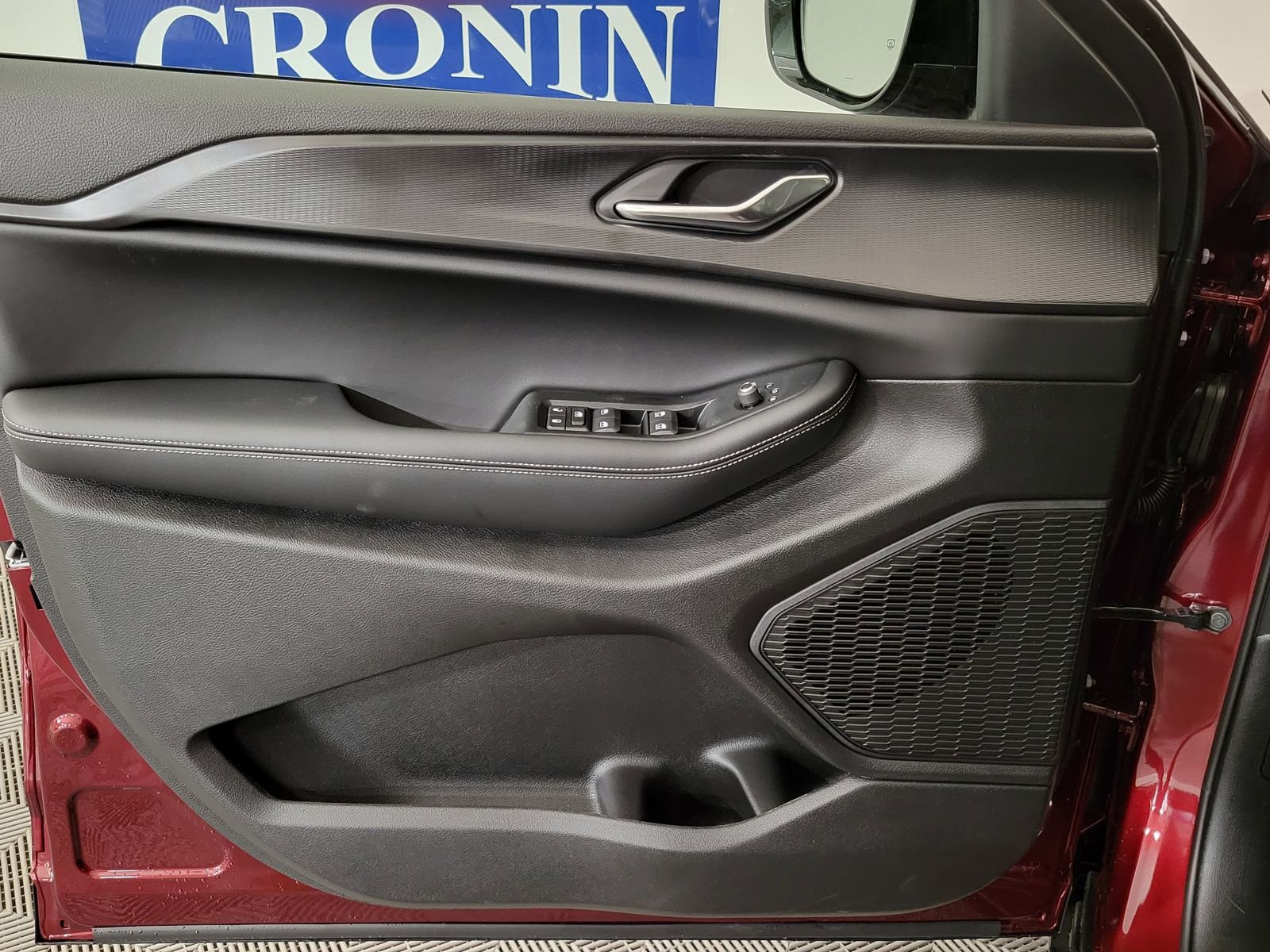 New 2025 Jeep Grand Cherokee L Altitude w/ Trailer Tow Package image 10