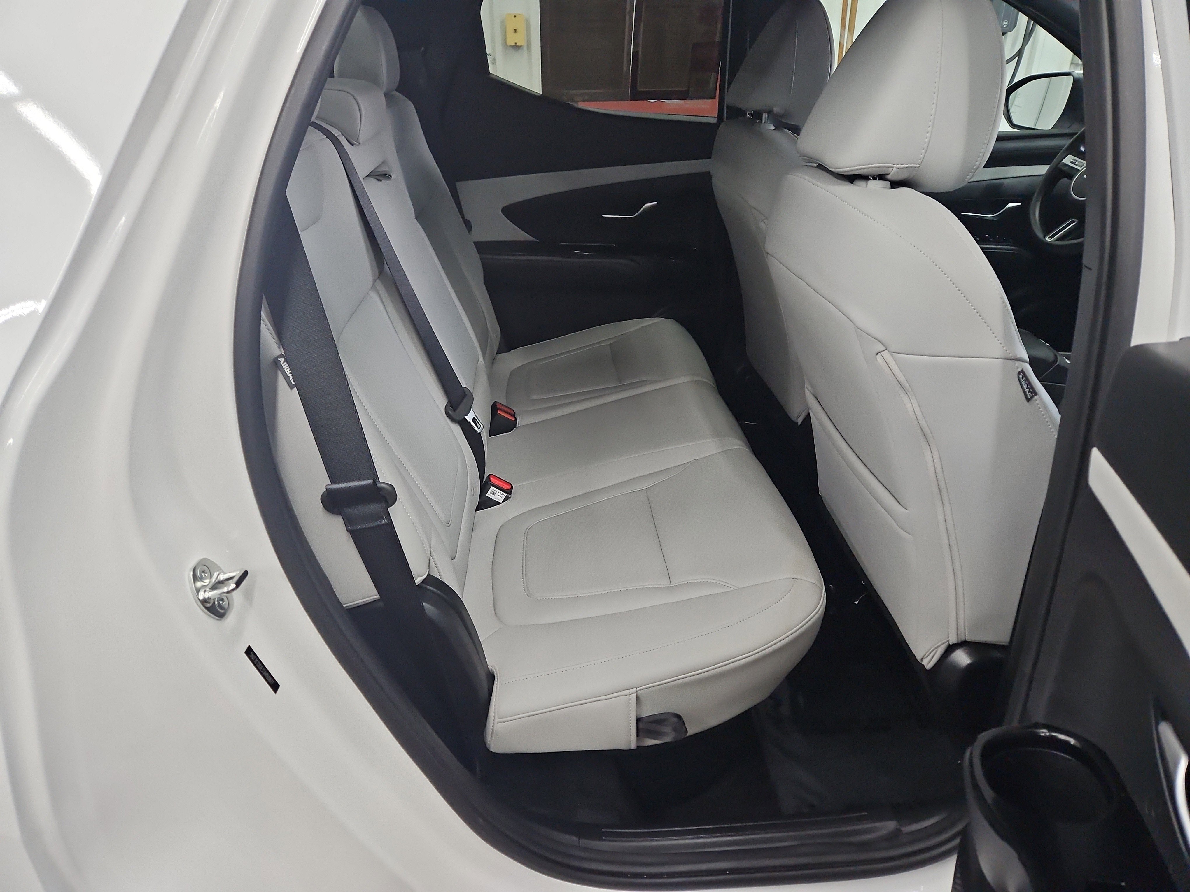 Used 2025 Hyundai Santa Cruz SEL image 18