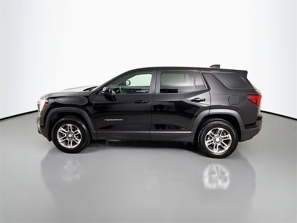 Used 2025 GMC Terrain Elevation image 14