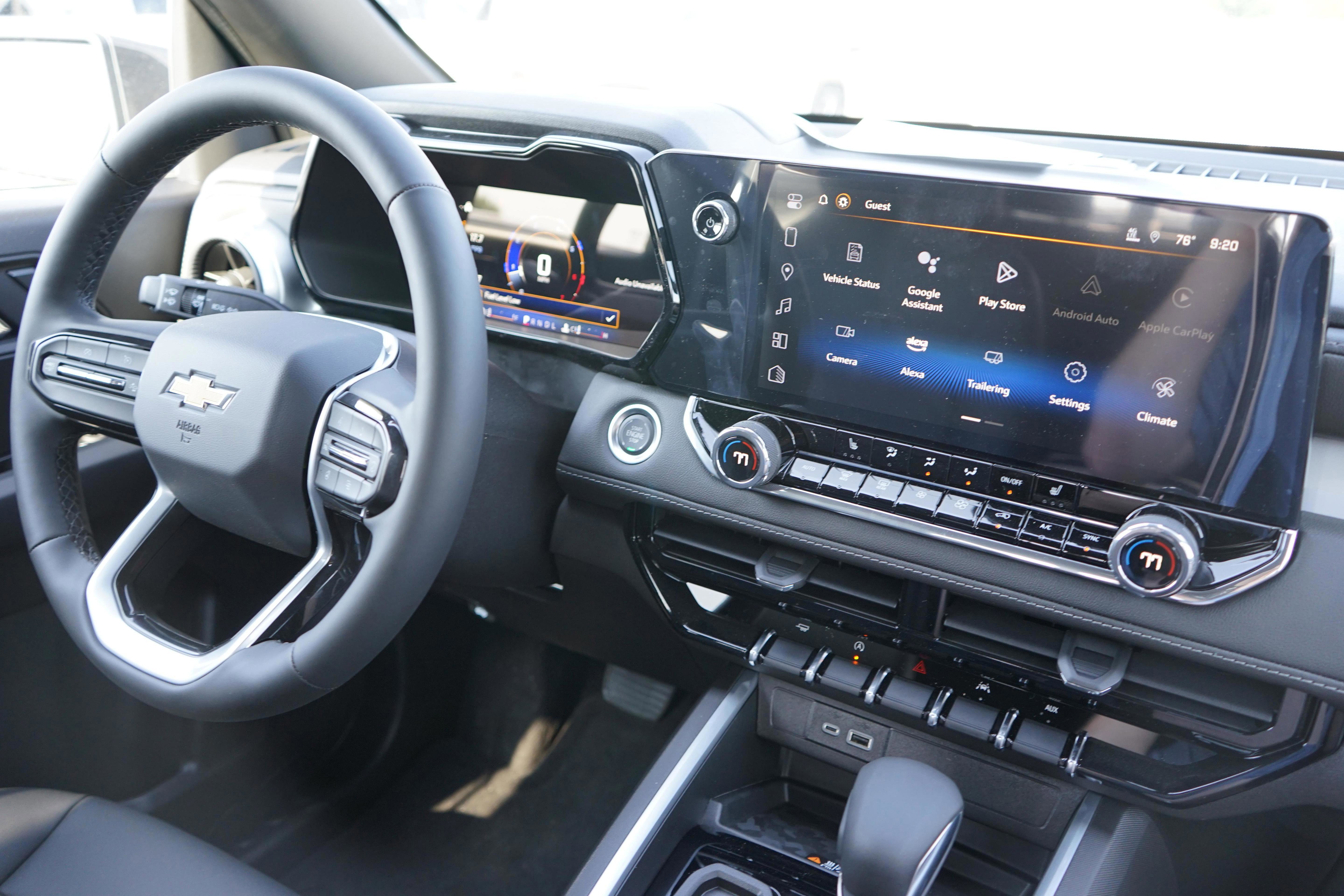 New 2025 Chevrolet Colorado LT w/ LT Convenience Package image 23