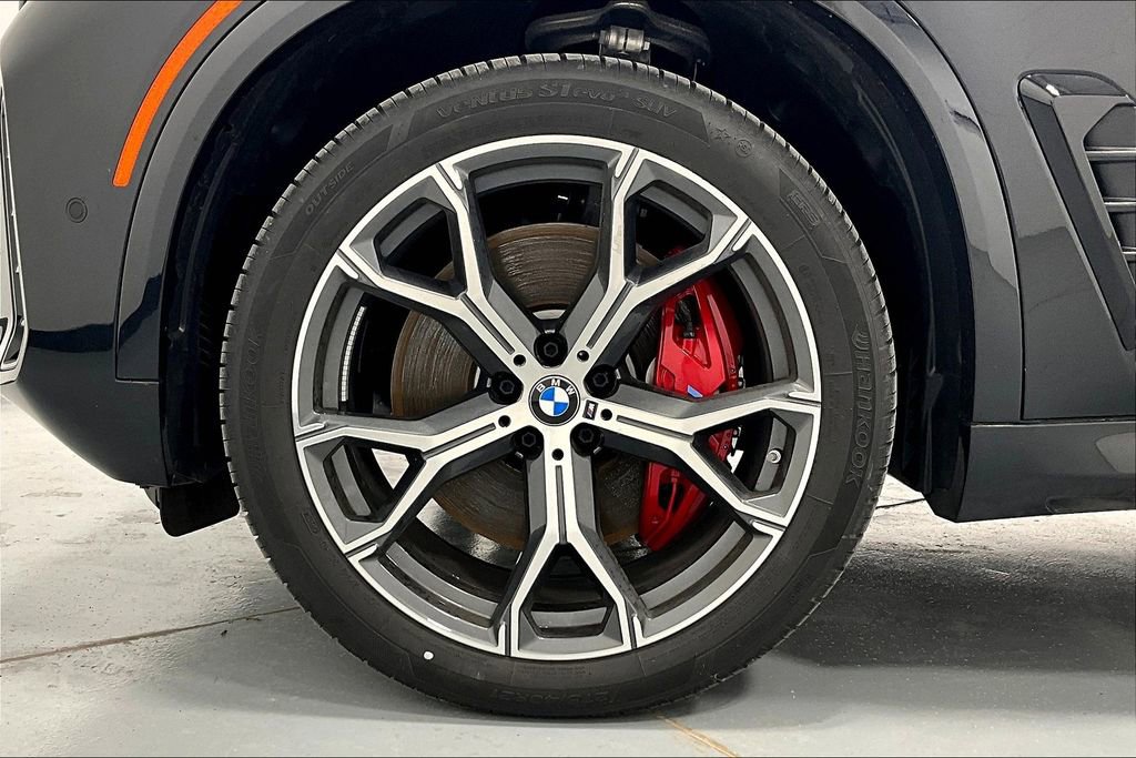 New 2025 BMW X5 M60i image 13