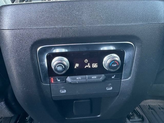Used 2023 GMC Yukon XL Denali AWD/4WD image 20
