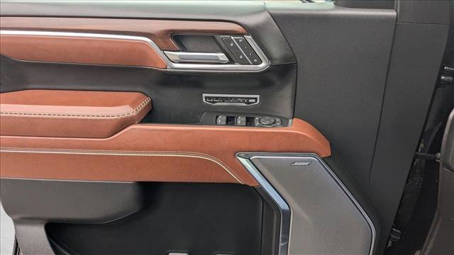 Used 2024 GMC Sierra 1500 Denali Ultimate AWD/4WD image 12