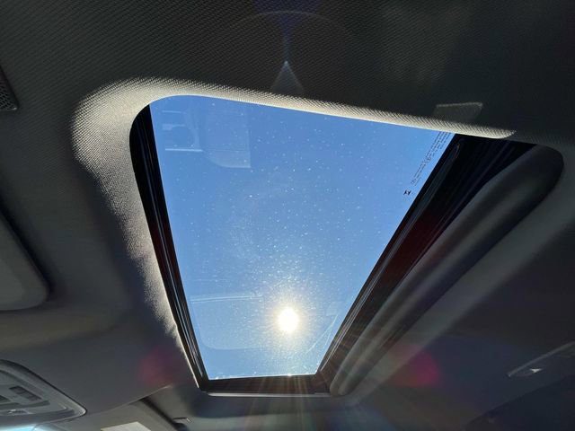 New 2025 GMC Sierra 1500 SLT w/ SLT Convenience Package image 30