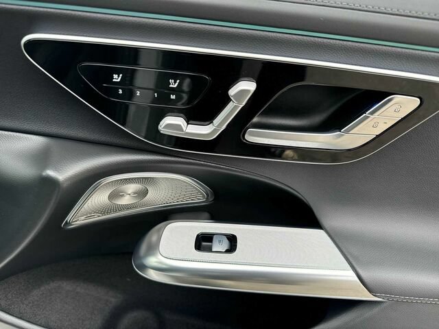 Certified 2025 Mercedes-Benz E 350 4MATIC Sedan image 19