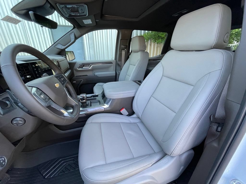 New 2026 Chevrolet Silverado 1500 LTZ AWD/4WD image 23