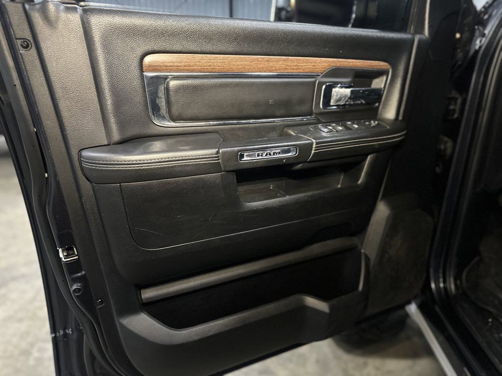 Used 2015 RAM 2500 Laramie w/ Convenience Group image 19