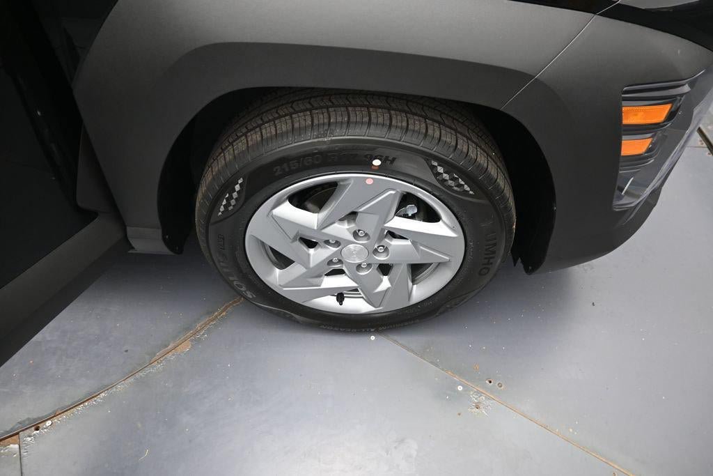 New 2027 Hyundai Kona SE FWD image 32