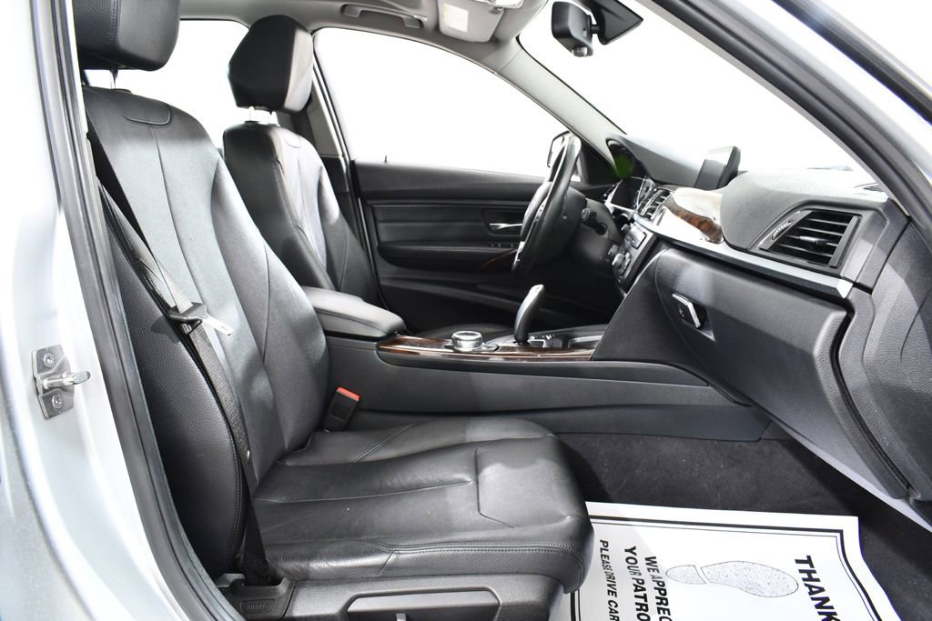 Used 2014 BMW 328i xDrive Sedan image 10