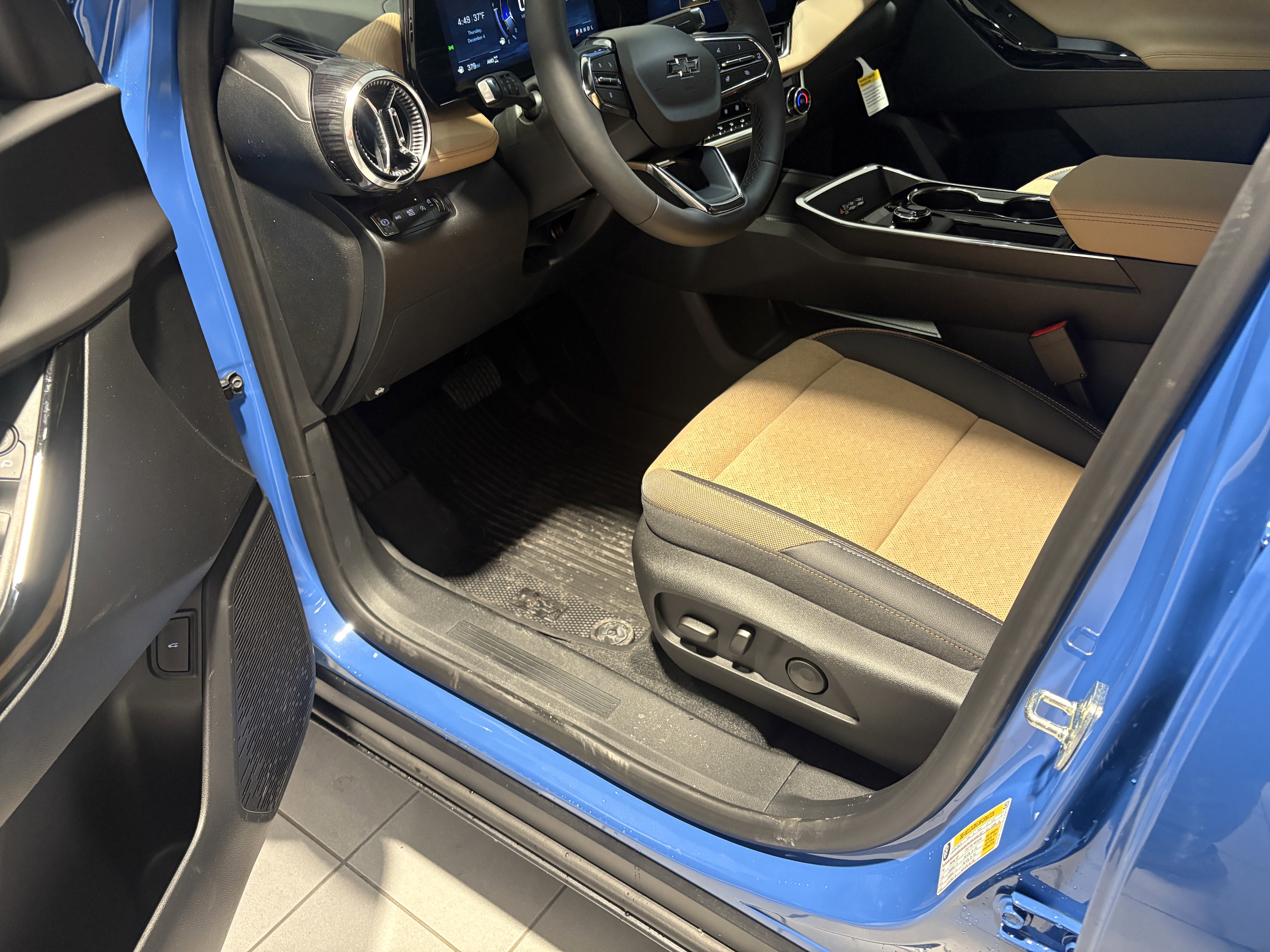 New 2026 Chevrolet Equinox ACTIV w/ Convenience Package III image 7