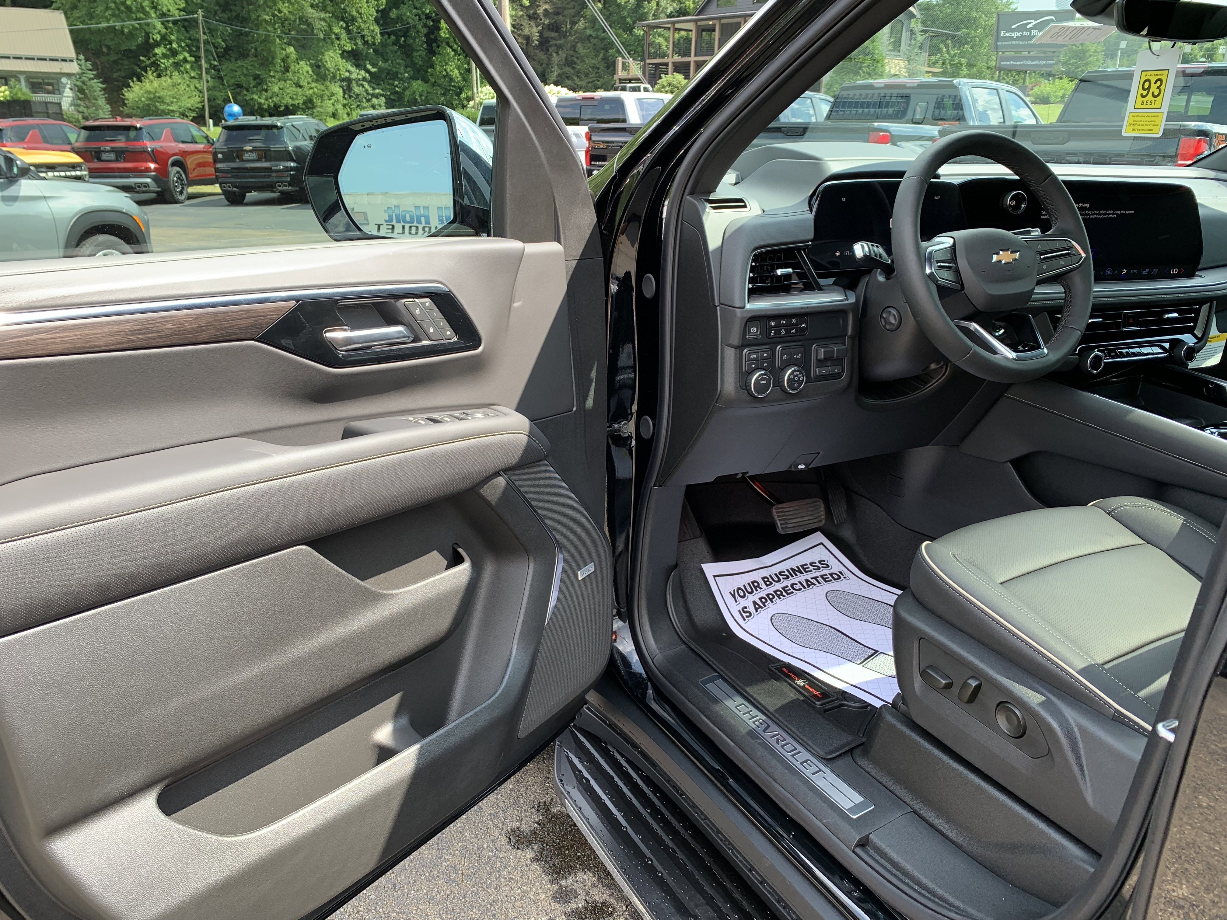 New 2025 Chevrolet Tahoe Premier image 13