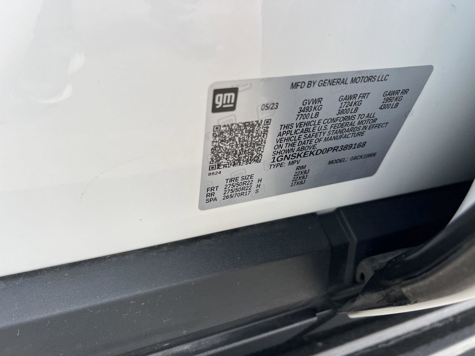 Used 2023 Chevrolet Suburban RST w/ Luxury Package image 14