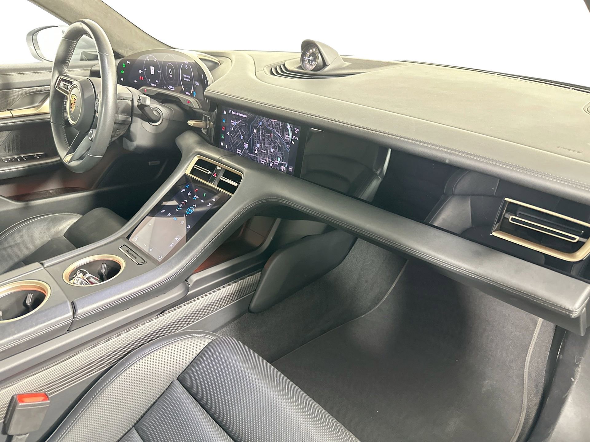 Certified 2020 Porsche Taycan Turbo S image 29