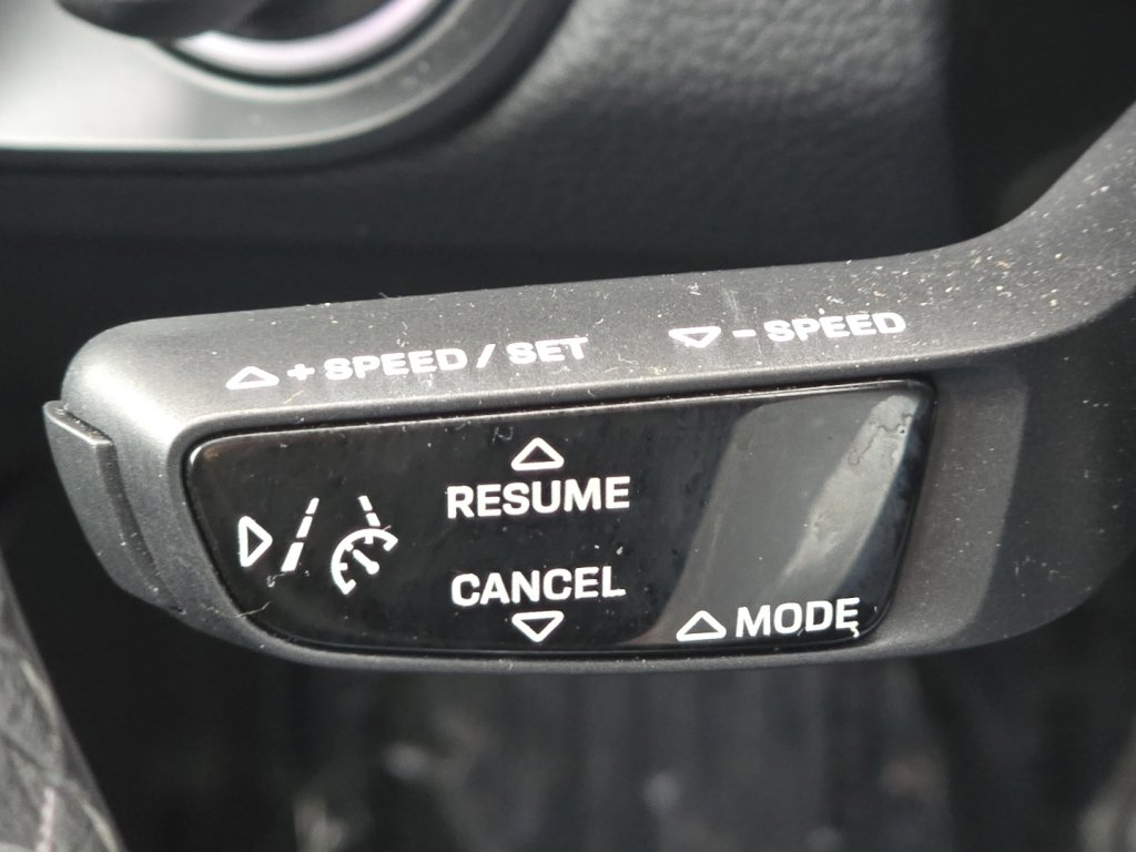 Certified 2023 Porsche Cayenne image 28