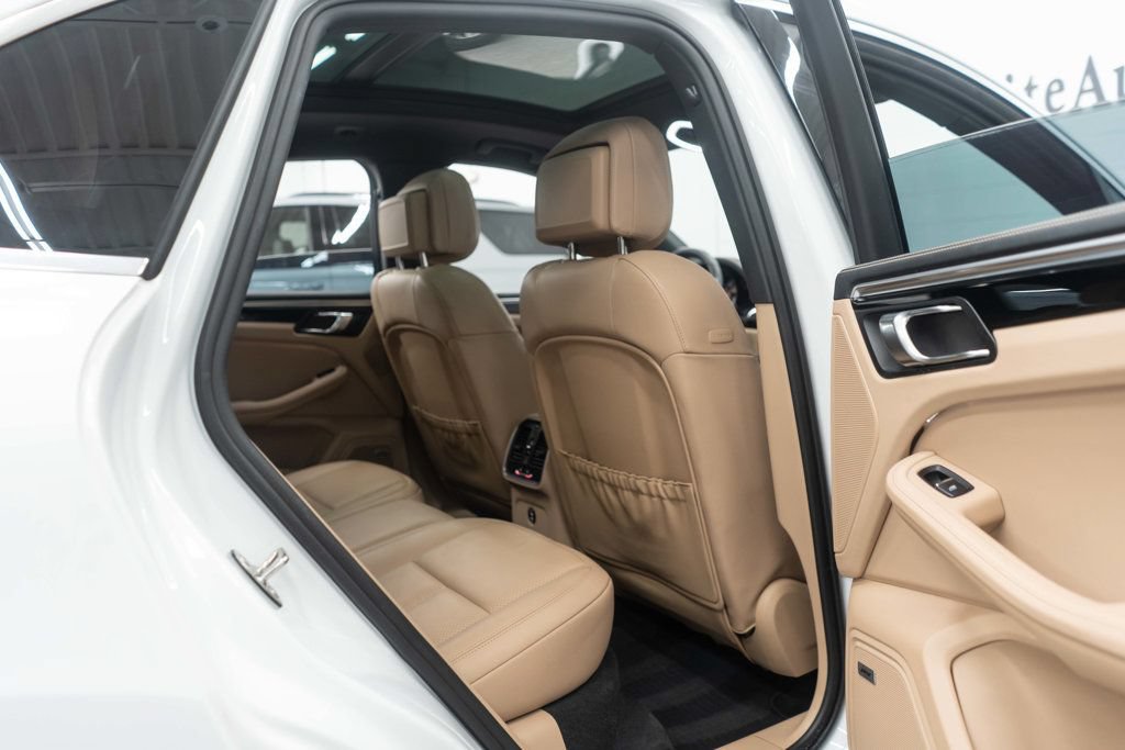 Used 2024 Porsche Macan S AWD/4WD image 13