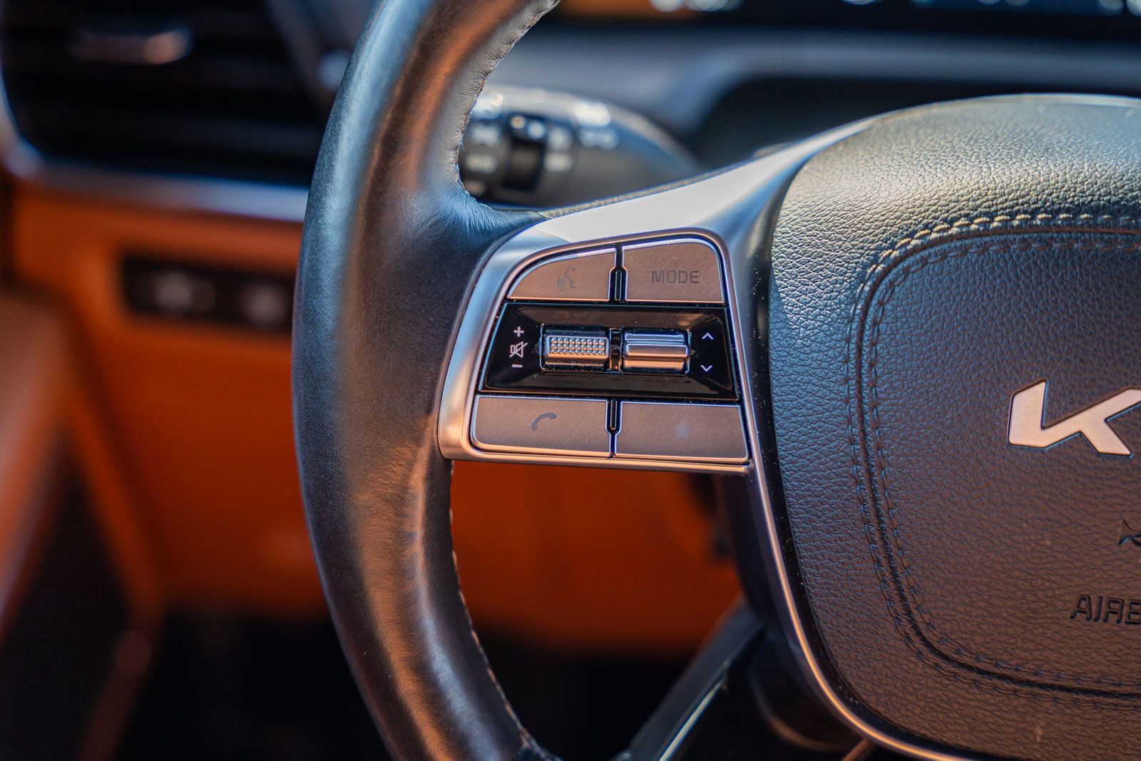 Used 2024 Kia Telluride SX Prestige X-Pro image 32