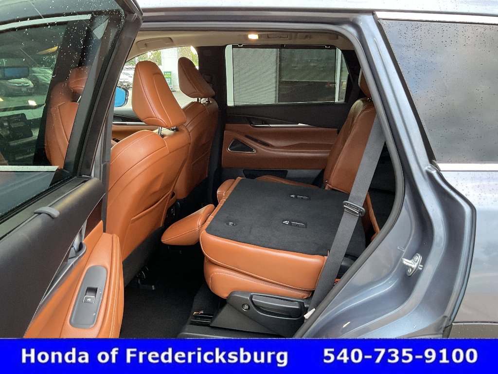 Used 2023 INFINITI QX60 Sensory w/ Vision Package AWD/4WD image 31