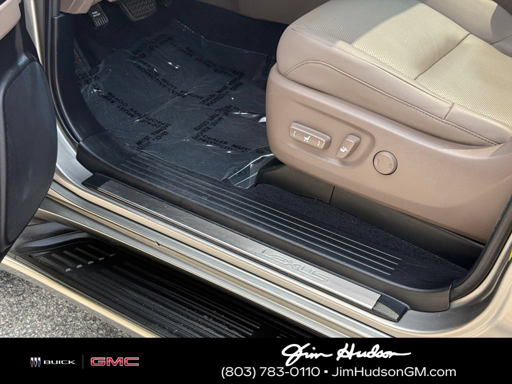 Used 2022 Lexus GX 460 Premium w/ Premium Package AWD/4WD image 23