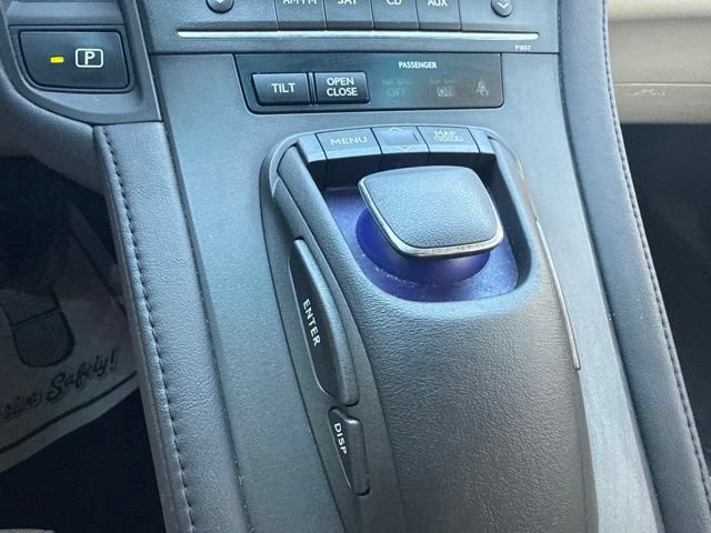 Used 2010 Lexus HS 250h w/ Preferred Accessory Package FWD image 30