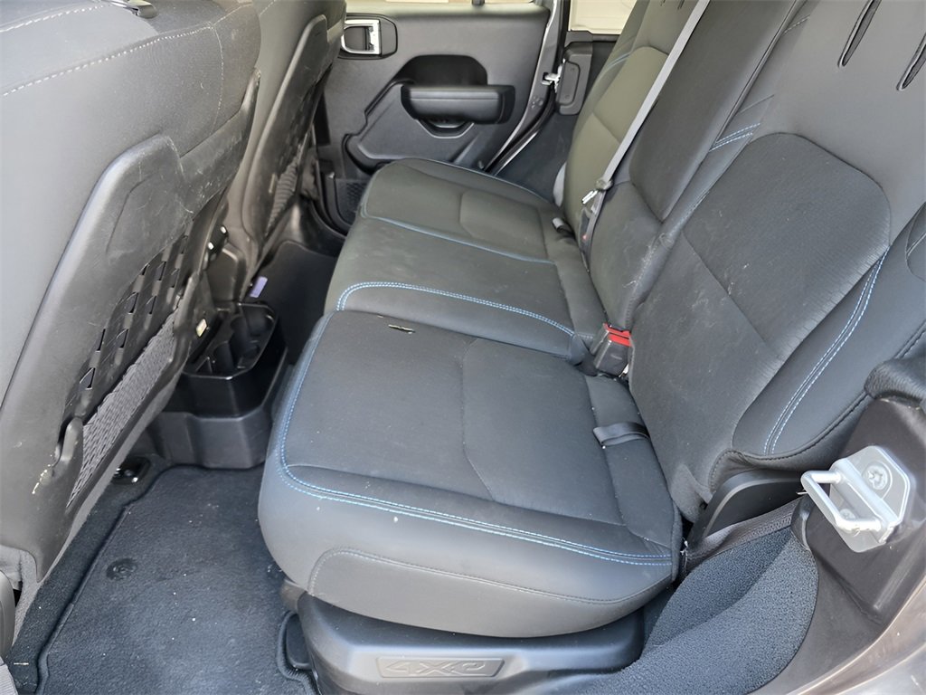 Used 2022 Jeep Wrangler Unlimited Rubicon 4xe image 15