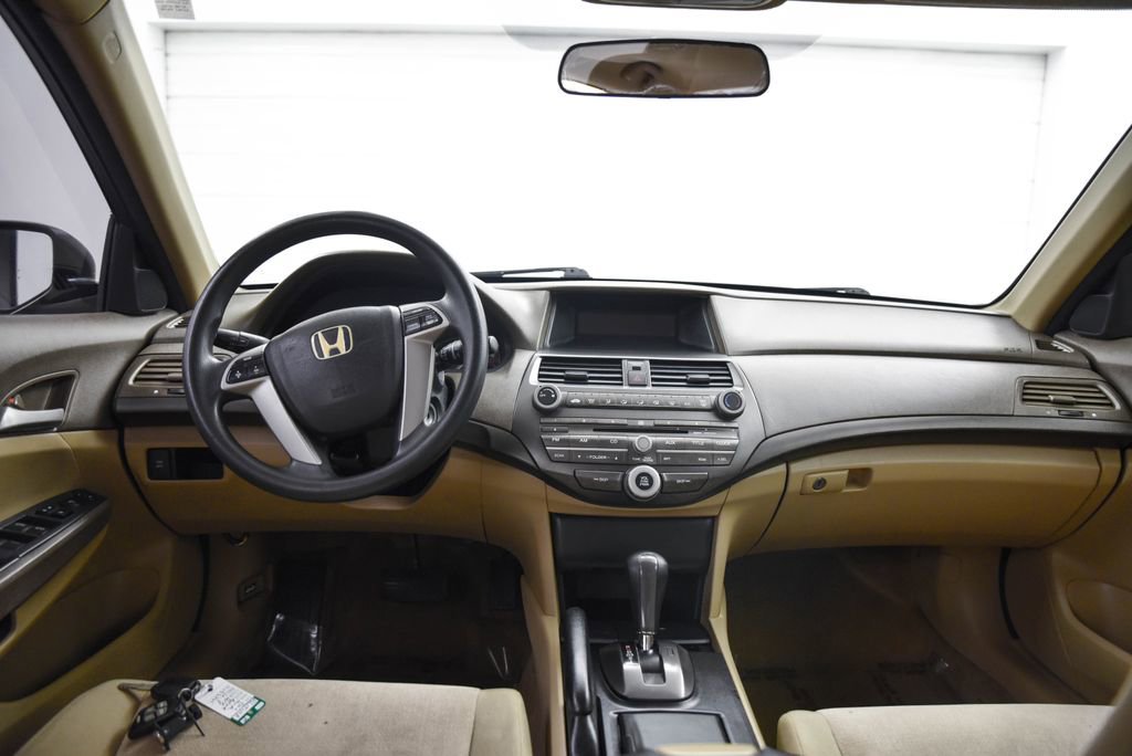 Used 2010 Honda Accord LX-P image 23