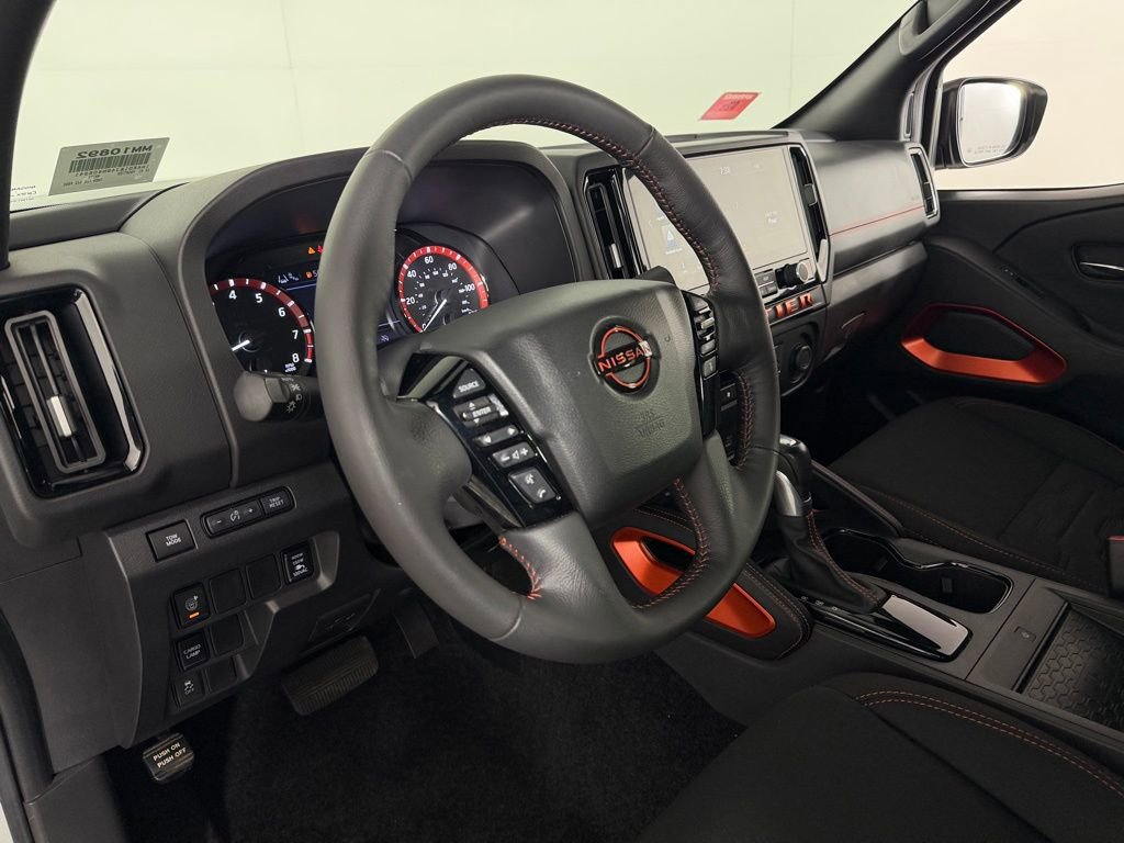 Used 2025 Nissan Frontier Pro-X w/ Pro Convenience Package RWD image 21