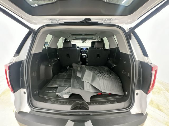 Used 2023 GMC Acadia AT4 w/ Technology Package AWD/4WD image 22