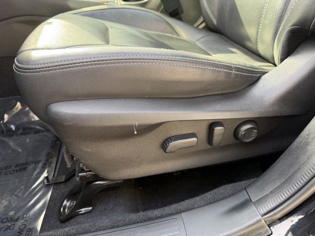 Used 2021 Subaru Forester Limited image 14