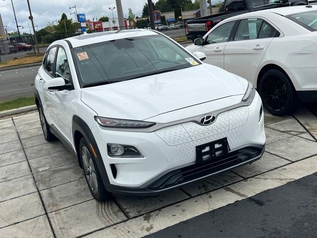 Certified 2021 Hyundai Kona Limited w/ Cargo Package FWD image 5