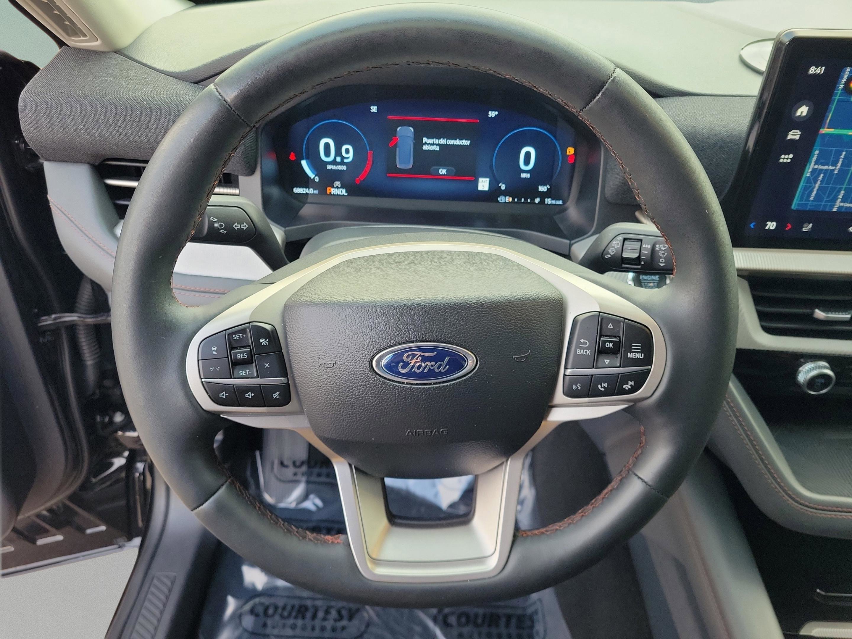 Used 2025 Ford Explorer Active w/ Active Comfort Package image 26